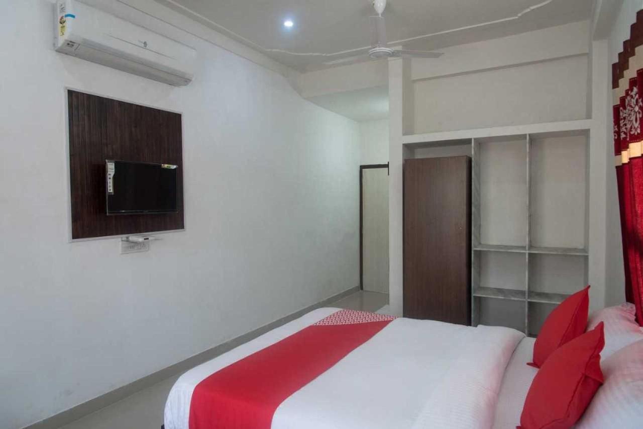 Collection O Vallabh Villas Udaipur Buitenkant foto