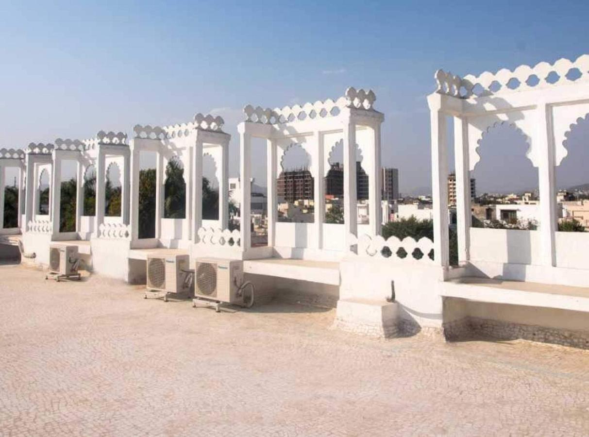 Collection O Vallabh Villas Udaipur Buitenkant foto