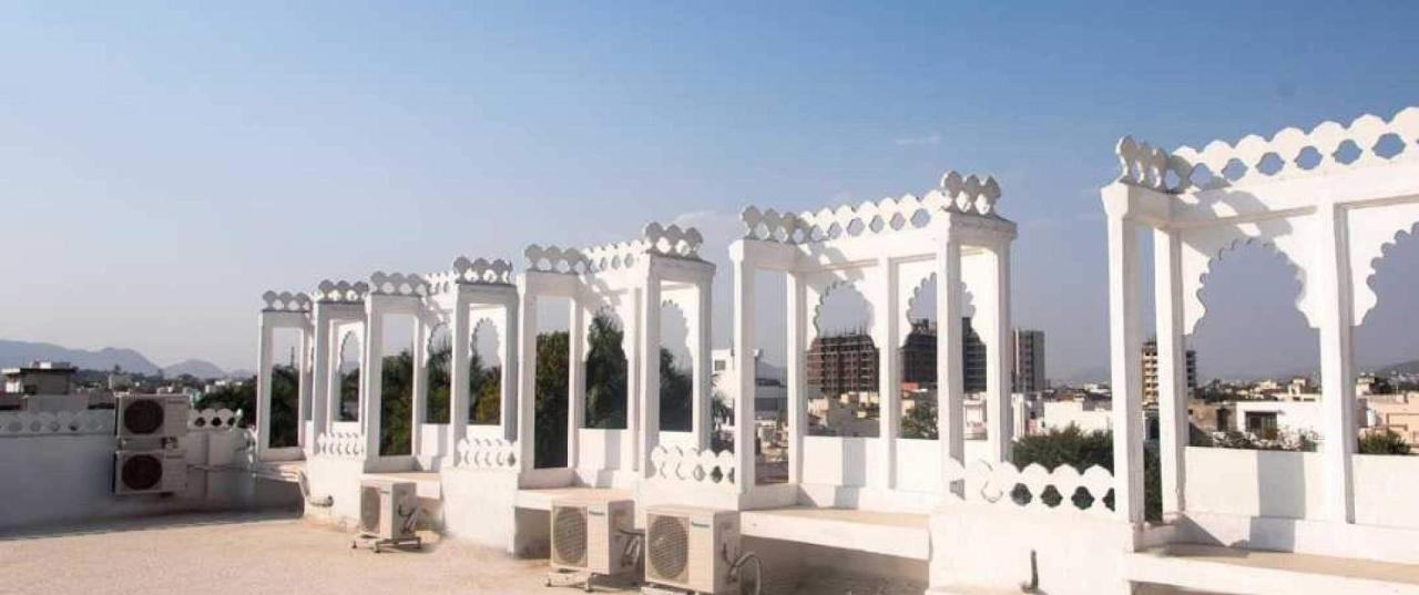 Collection O Vallabh Villas Udaipur Buitenkant foto
